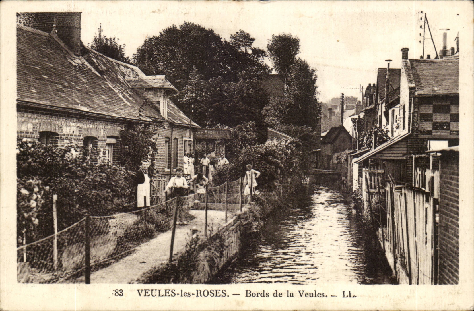 Veules les Roses CPA Bords de la Veule