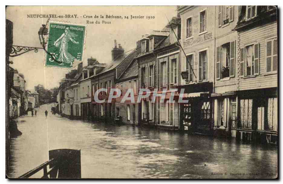 Neufchatel en Bray CPA Crue de la Bethune 24 janvier 1910 Rue du pont (inondations)