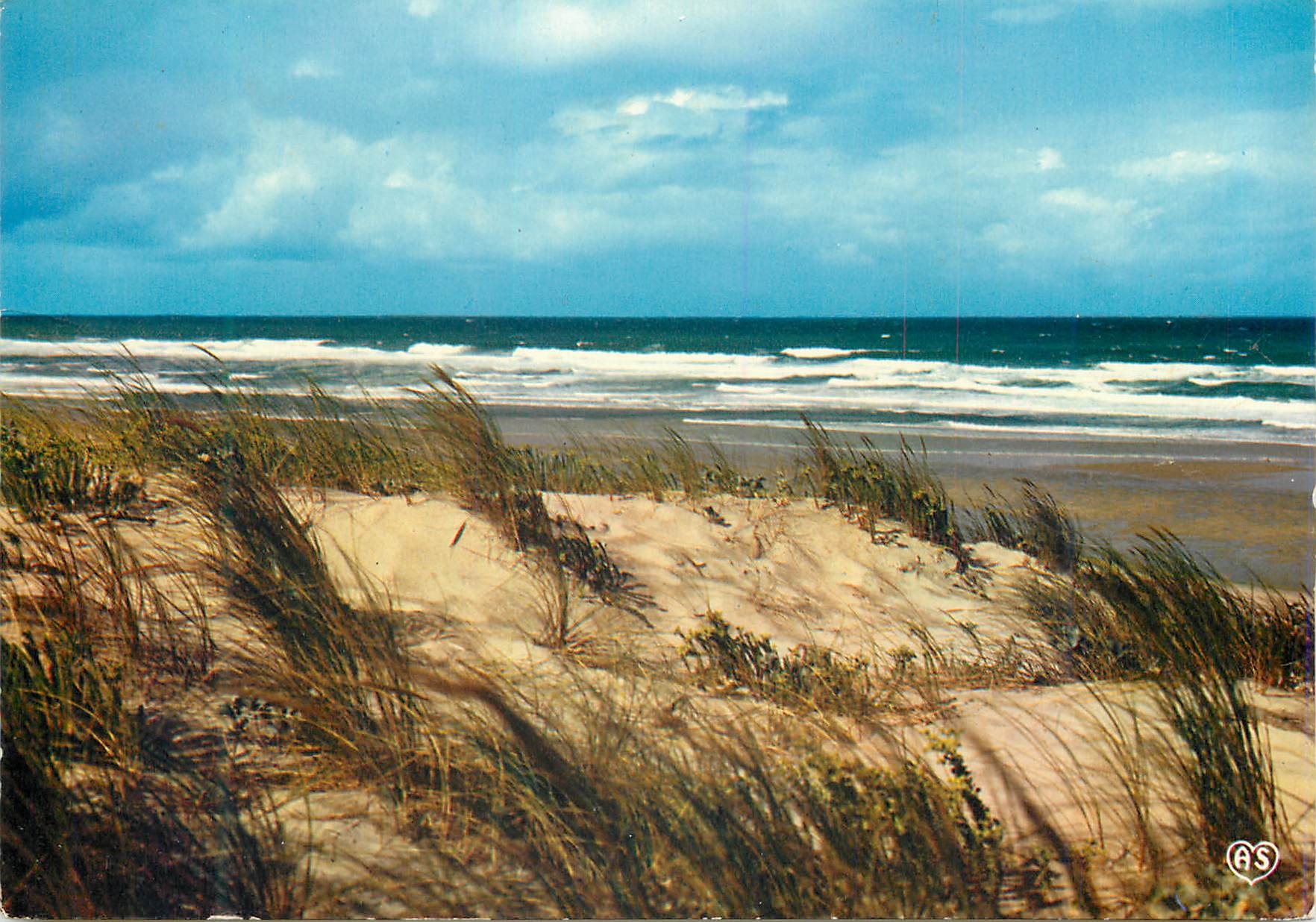 CPM les vagues arrivent dans un invisible lointain