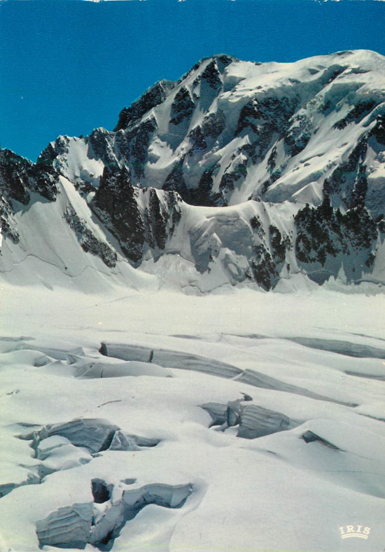 CPM Massif du mont blanc crevasses du glacier du geant et versant brenva du mont blancs