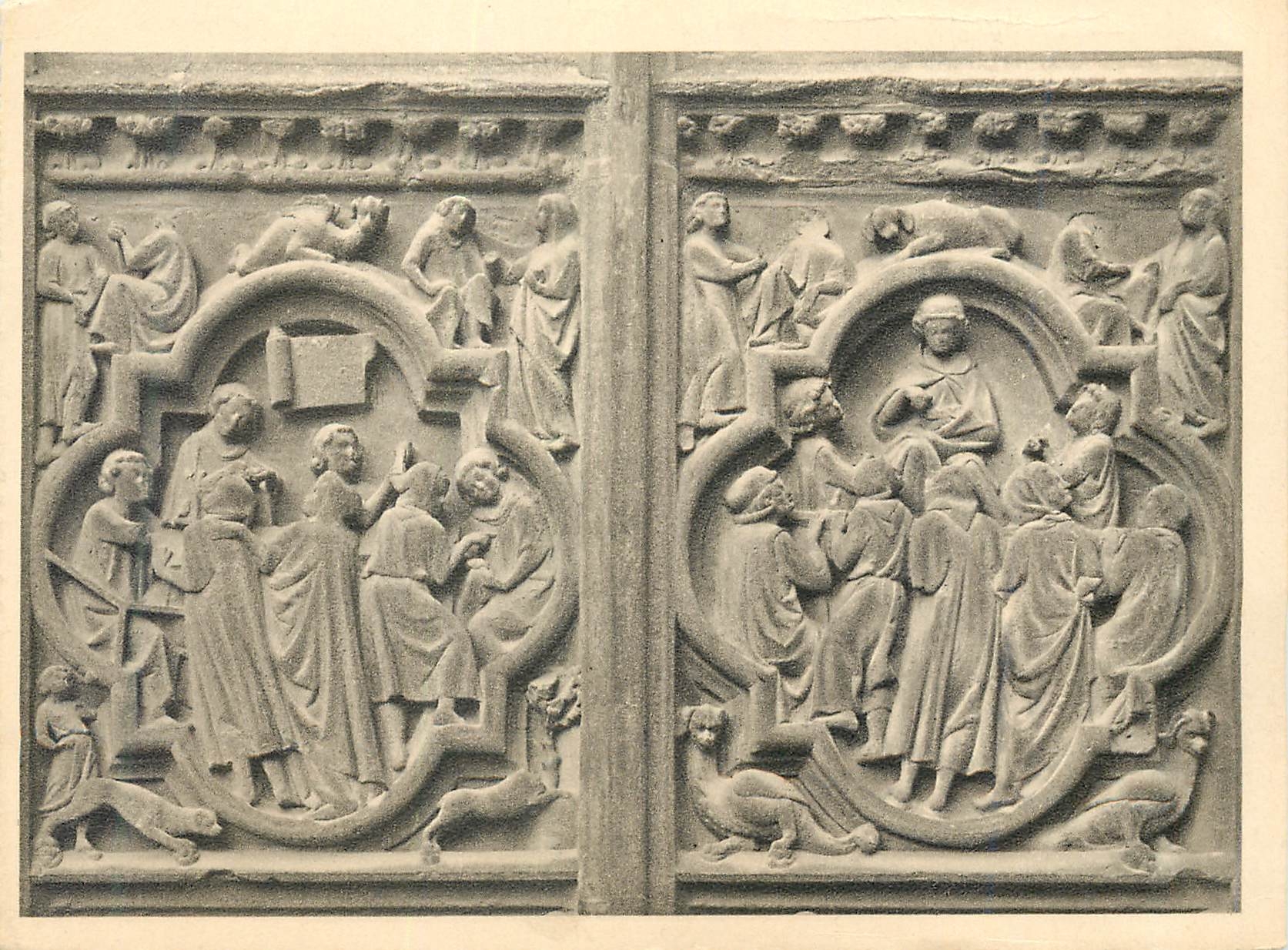 CPM Portail saint etienne bas relief lateraux Notre Dame de Paris