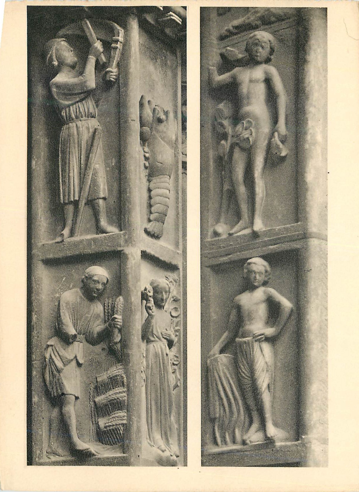 CPM Portail de la vierge details des piedroits et du trumeau