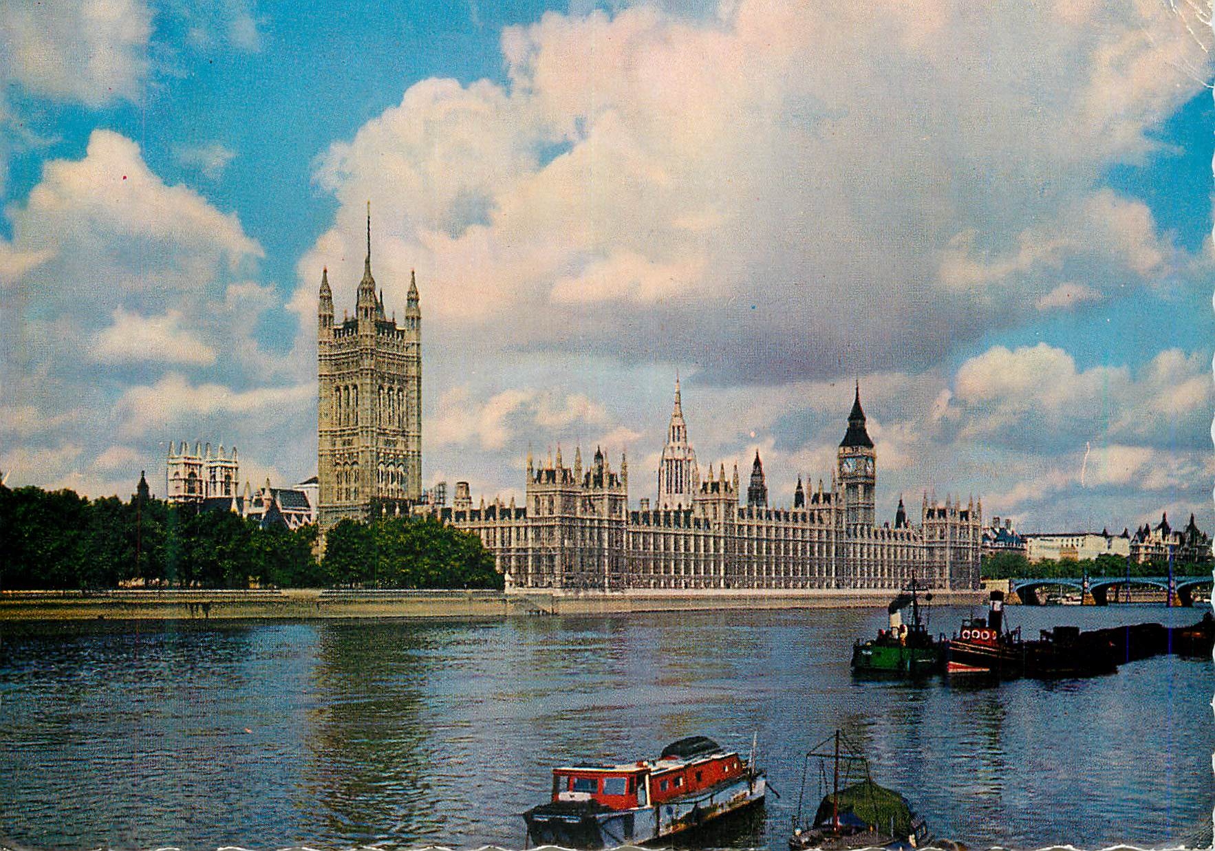 CPM The houses of parliament london Bateaux