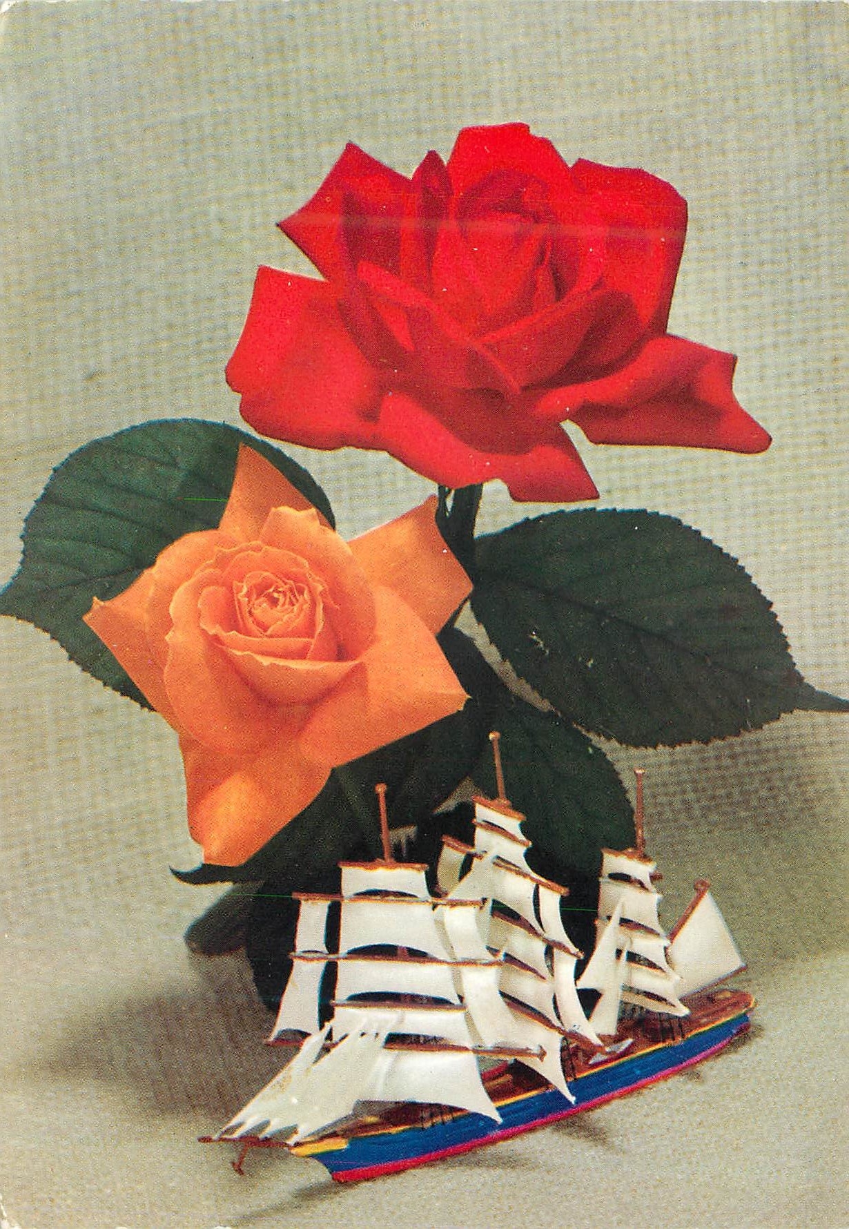 CPM Fleurs Bateau Voilier