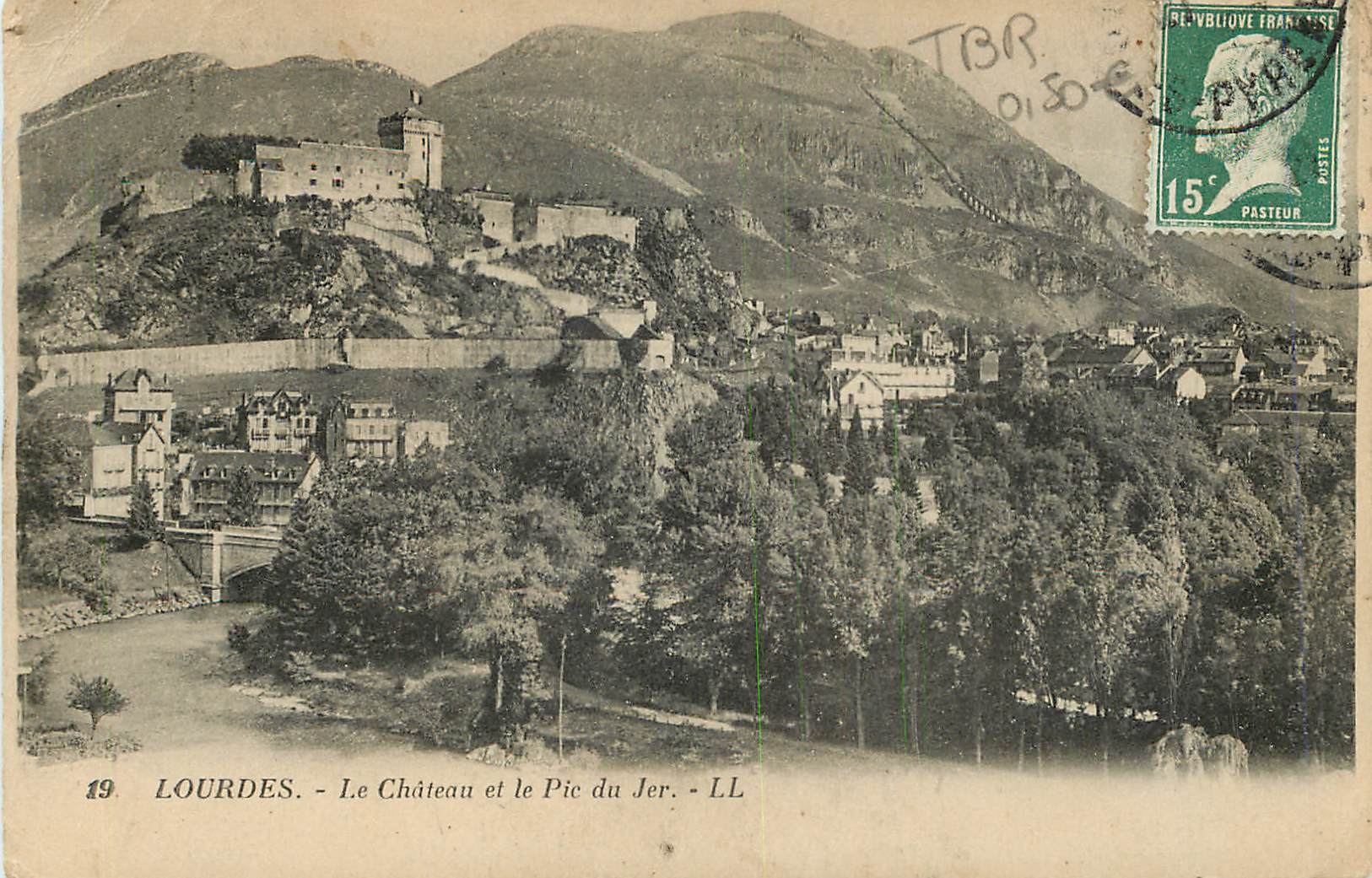 Lourdes - Le Château et le Pic du Jer - LL