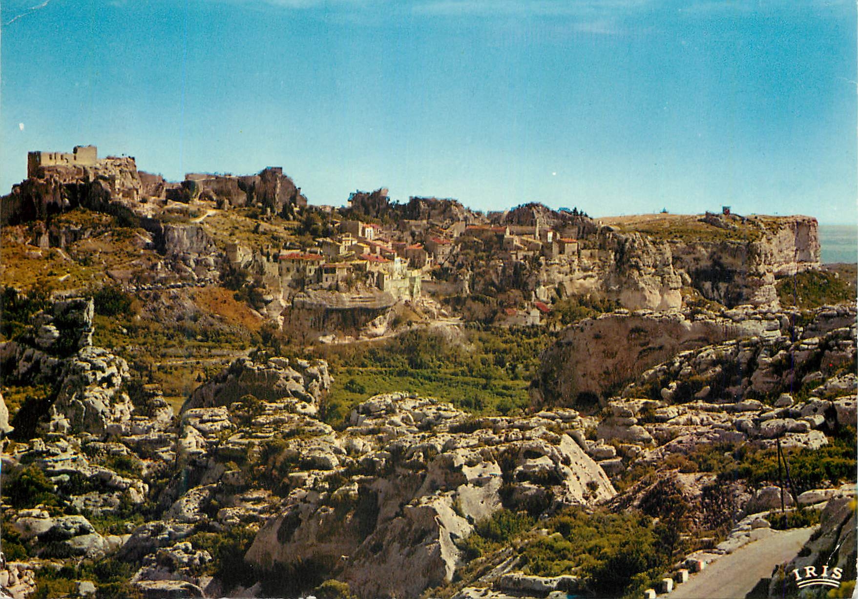 CPM Reflets de provence les baux en provence (B du R)