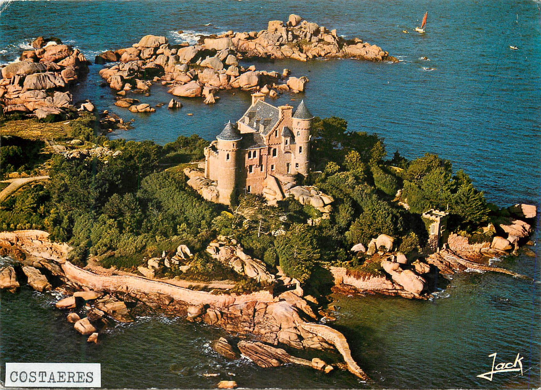 CPM Couleurs de bretagne la cote de granit rose le chateau de costaeres