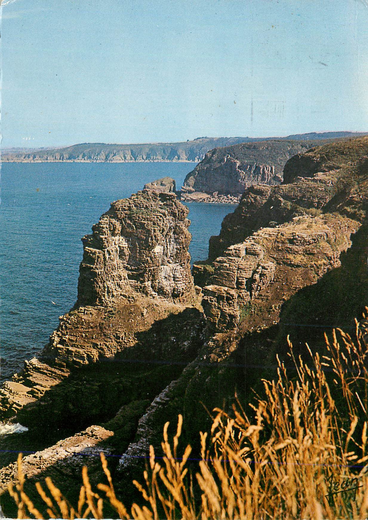 CPM Le cap frehel la grande et la petite fauconniere