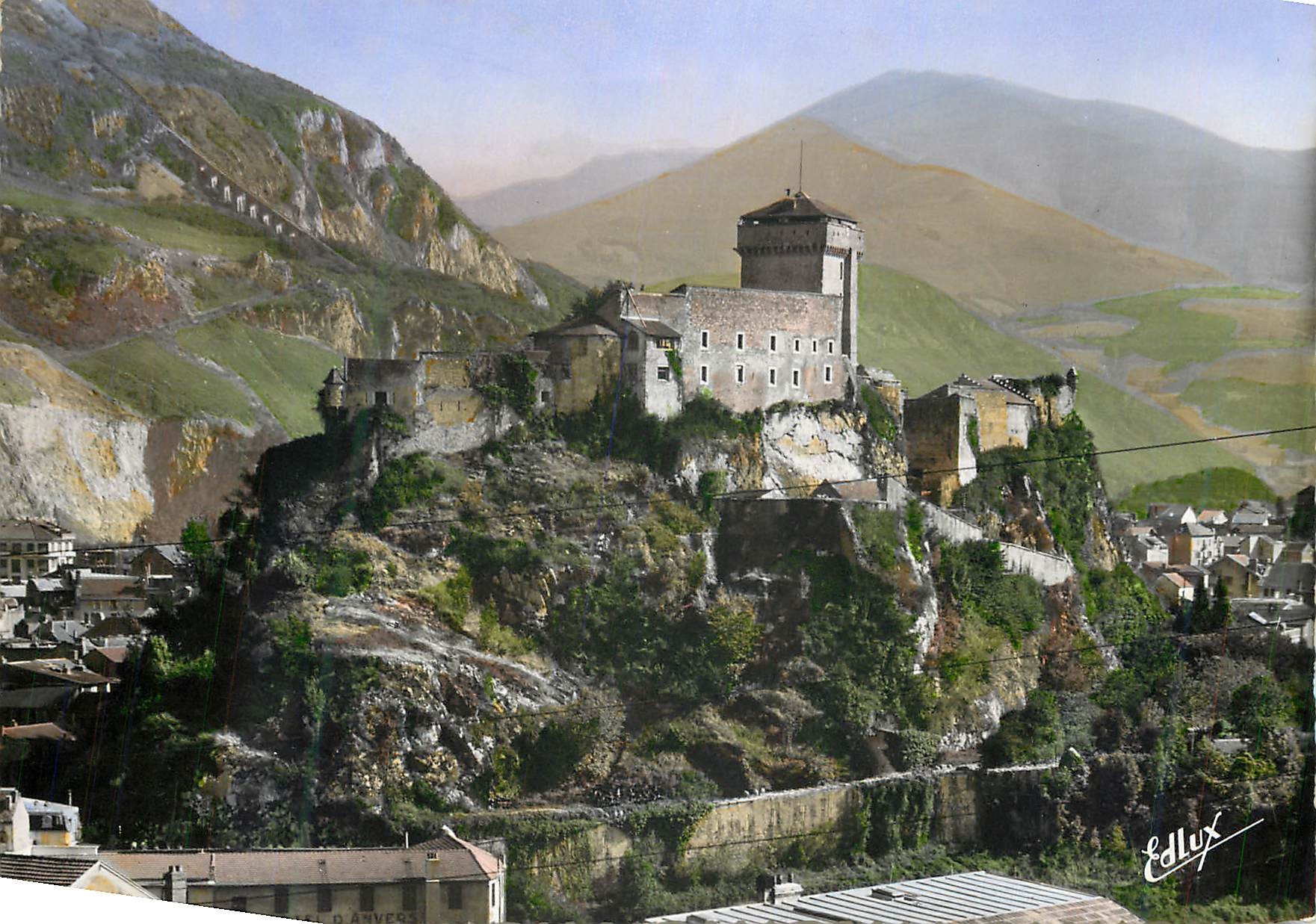 CPM Lourdes le chateau fort et le pic du jer