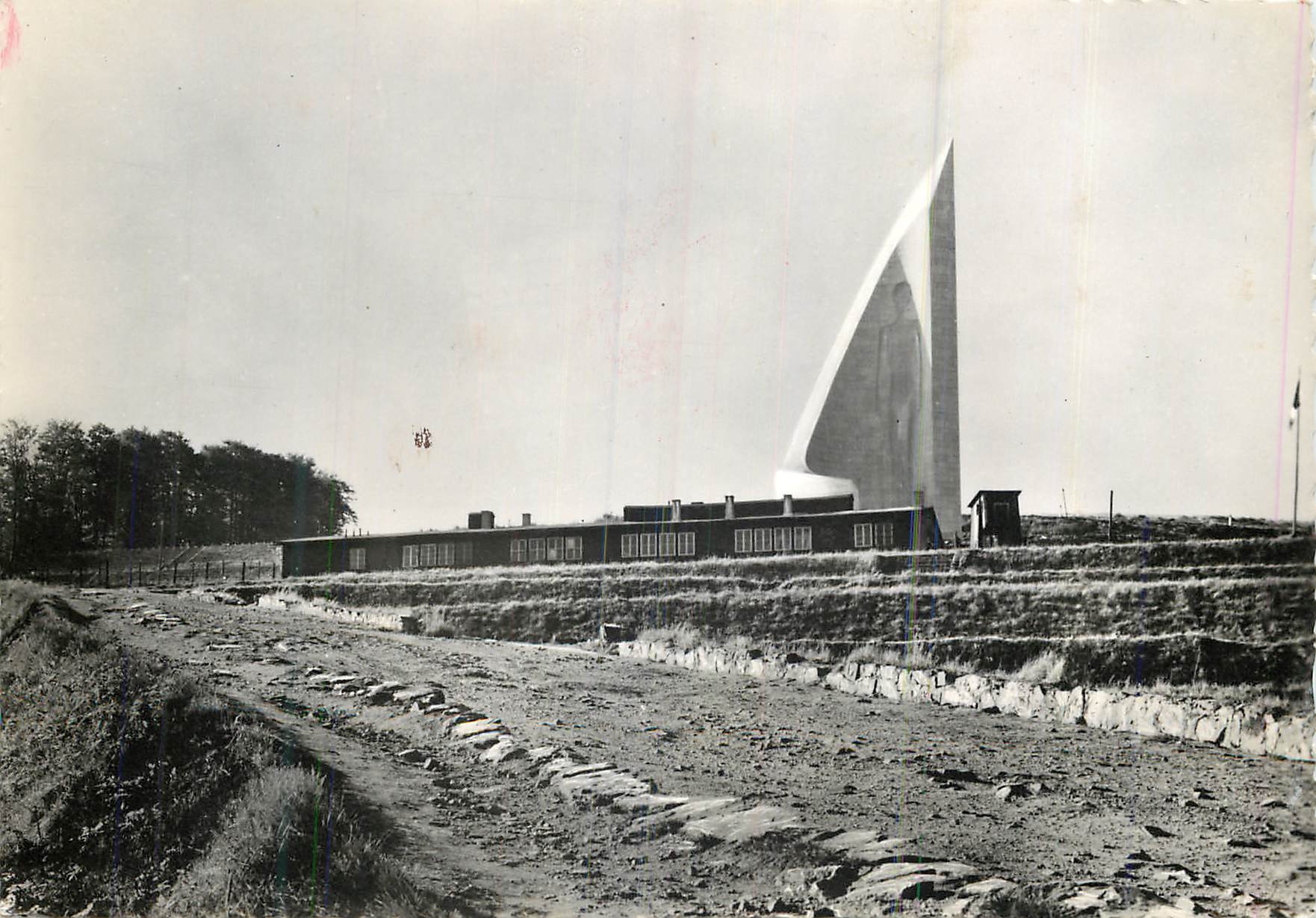 Nationale Necropolis von Struthof — Gedenkstätte der Deportation — Ausgabe 1976
