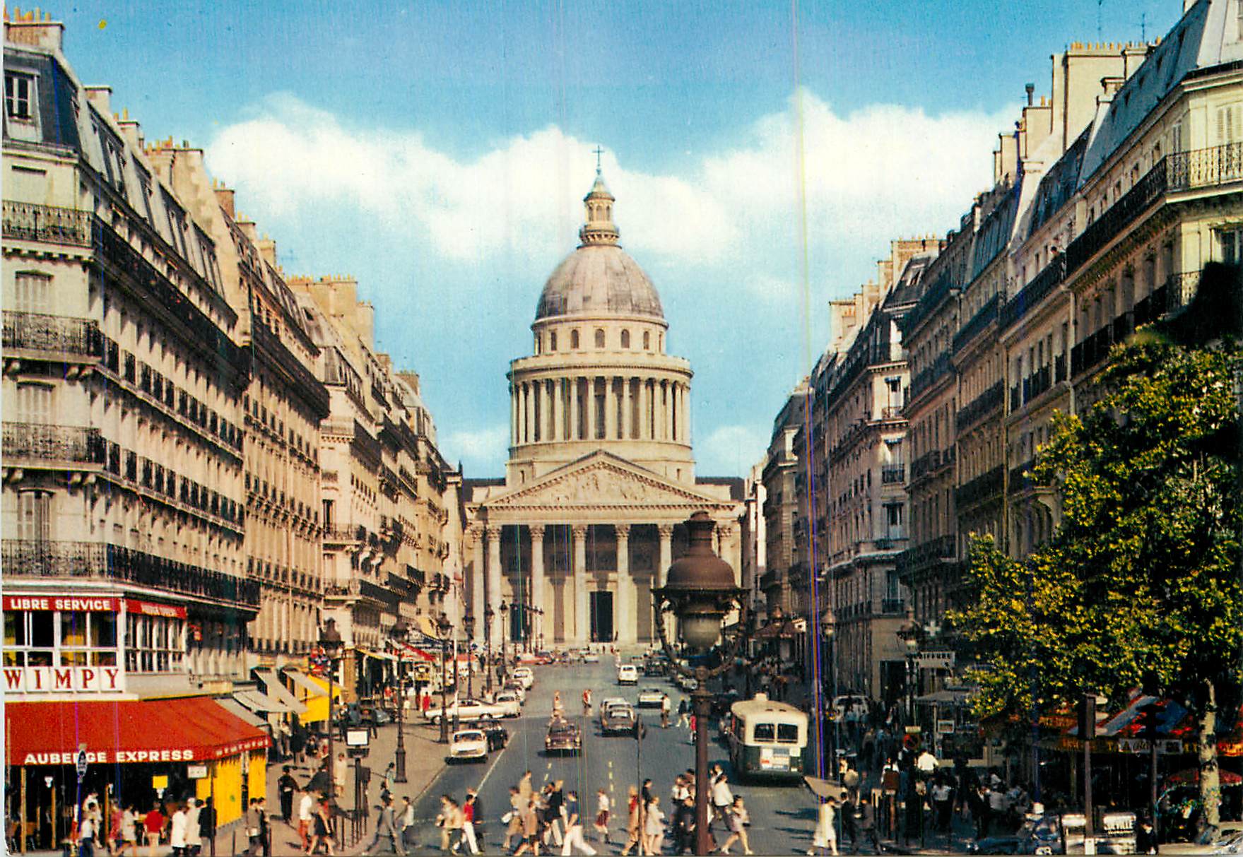 CPM Paris La rue Soufflot et le Pantheon
