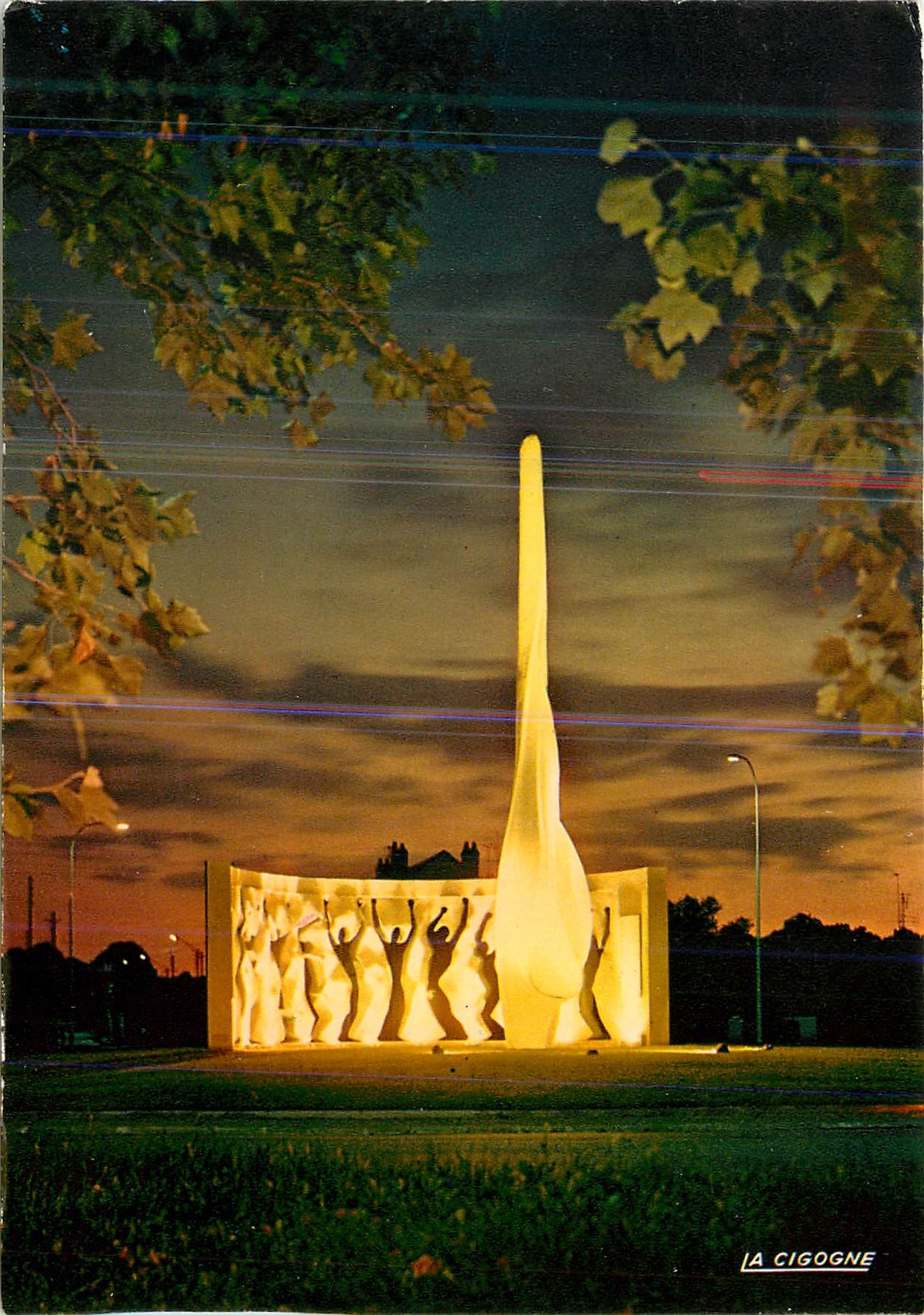 La Cigogne — Monument des Fusillés à Moulins — Éditions La Cigogne
