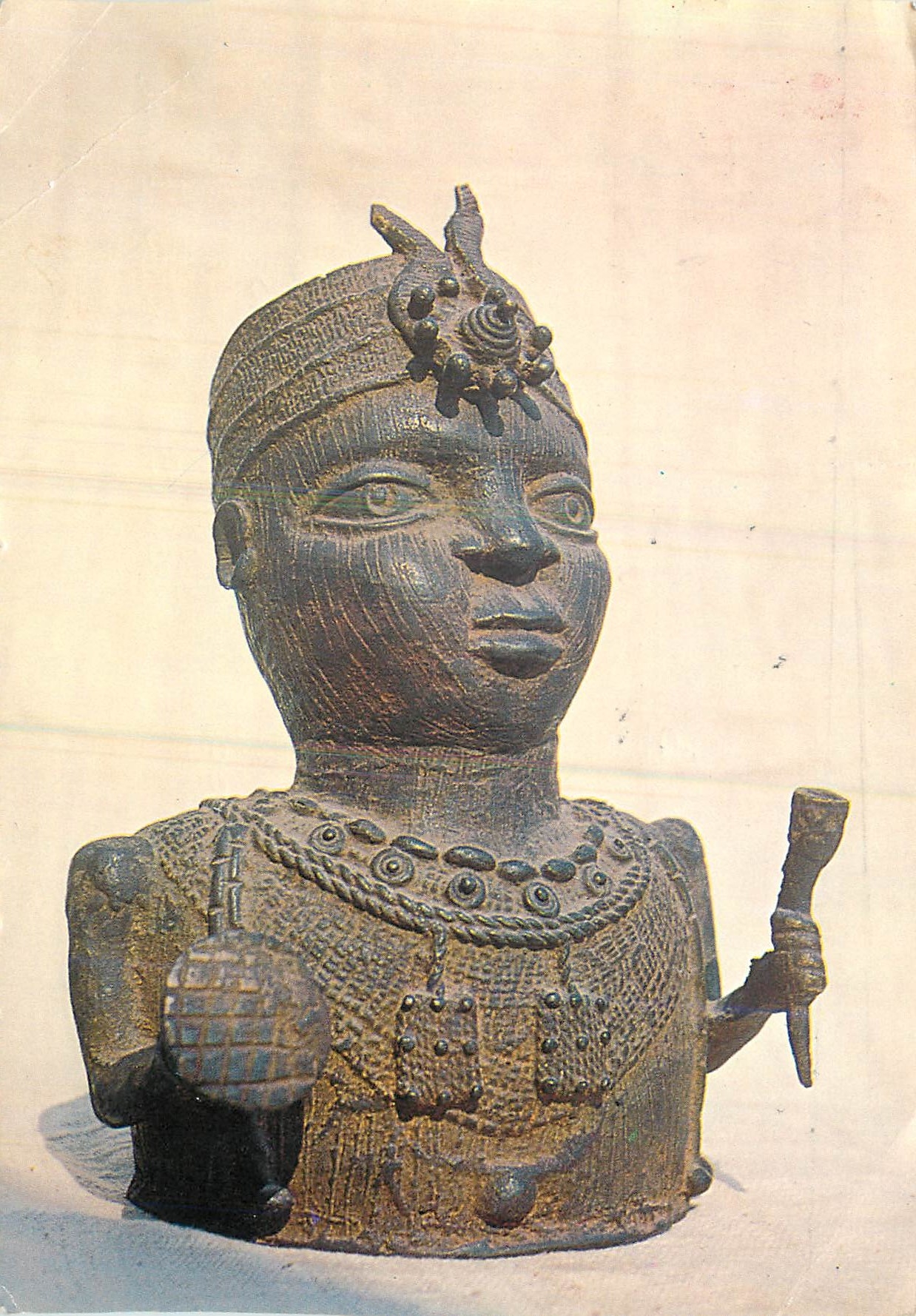 CPM L'art des peuples du Tiers-monde Niger Buste en bronze 