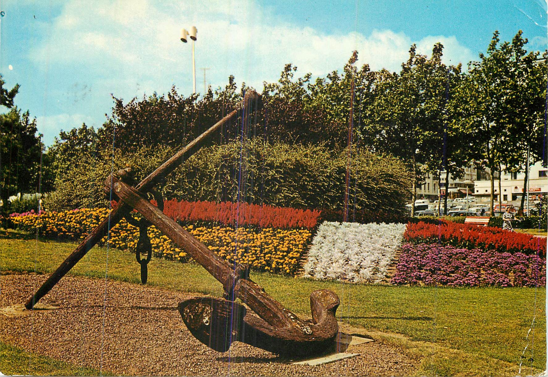 CPM Lorient (Morbihan) Les Jardins du Palais des Congres