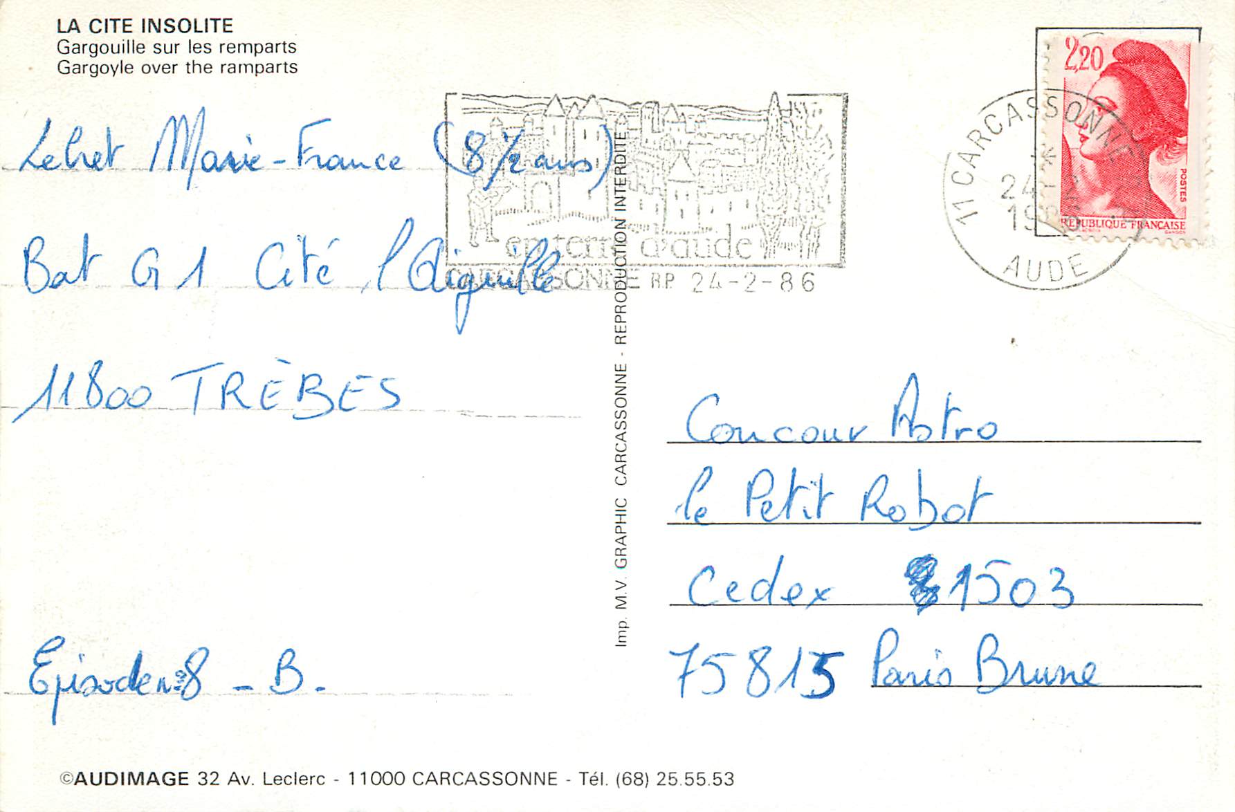CPM La Cite Insolite Gargouille sur les remparts — Verso