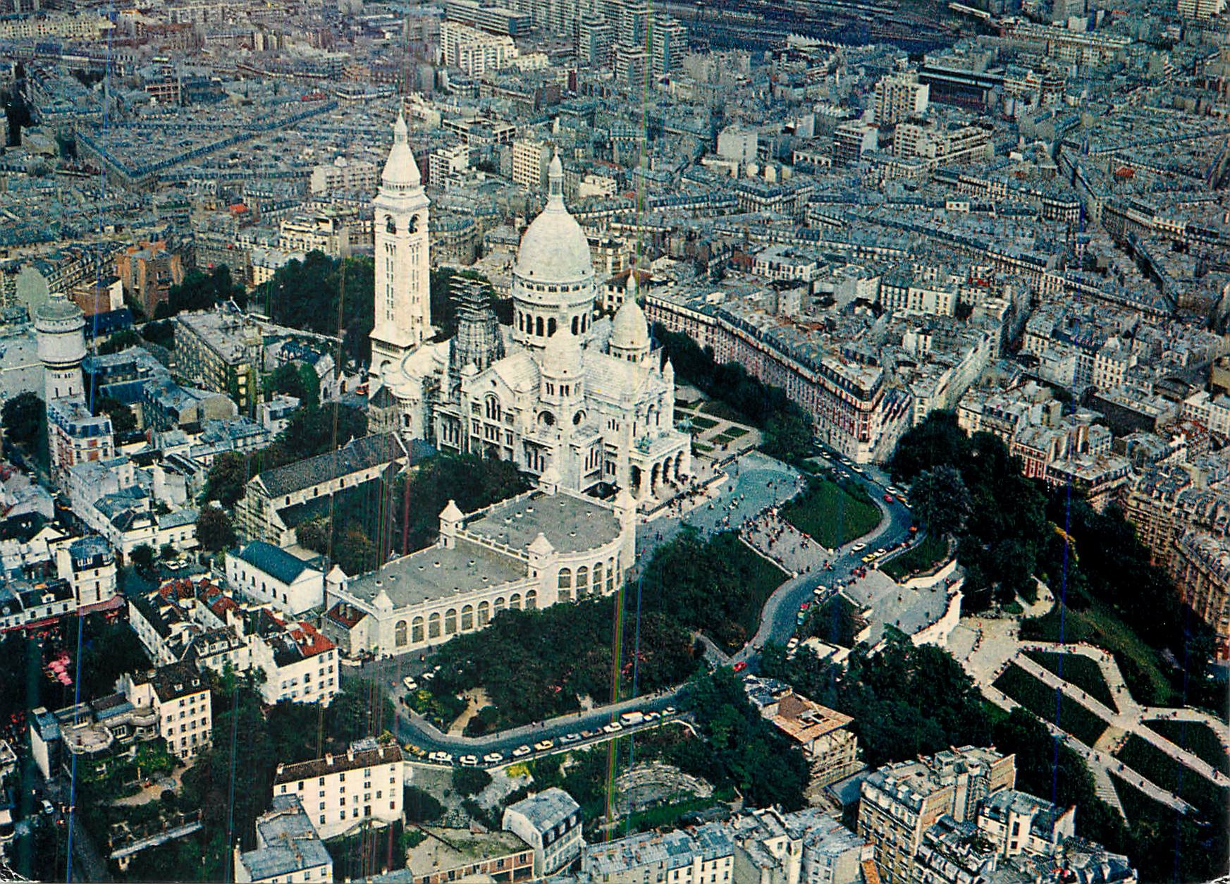 CPM Paris Vue aerienne de la Basilique de Sacre Coeur