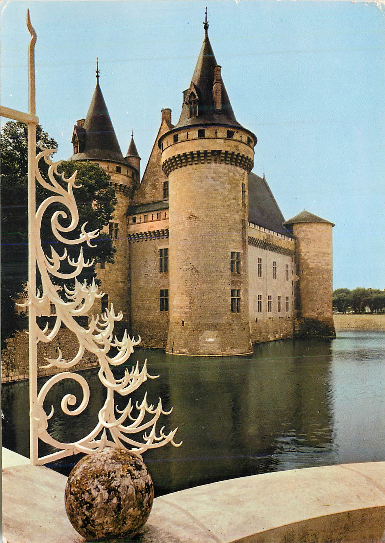 Schloss Sully-sur-Loire — Loiret — Verlag Combier Imprimeur Mâcon