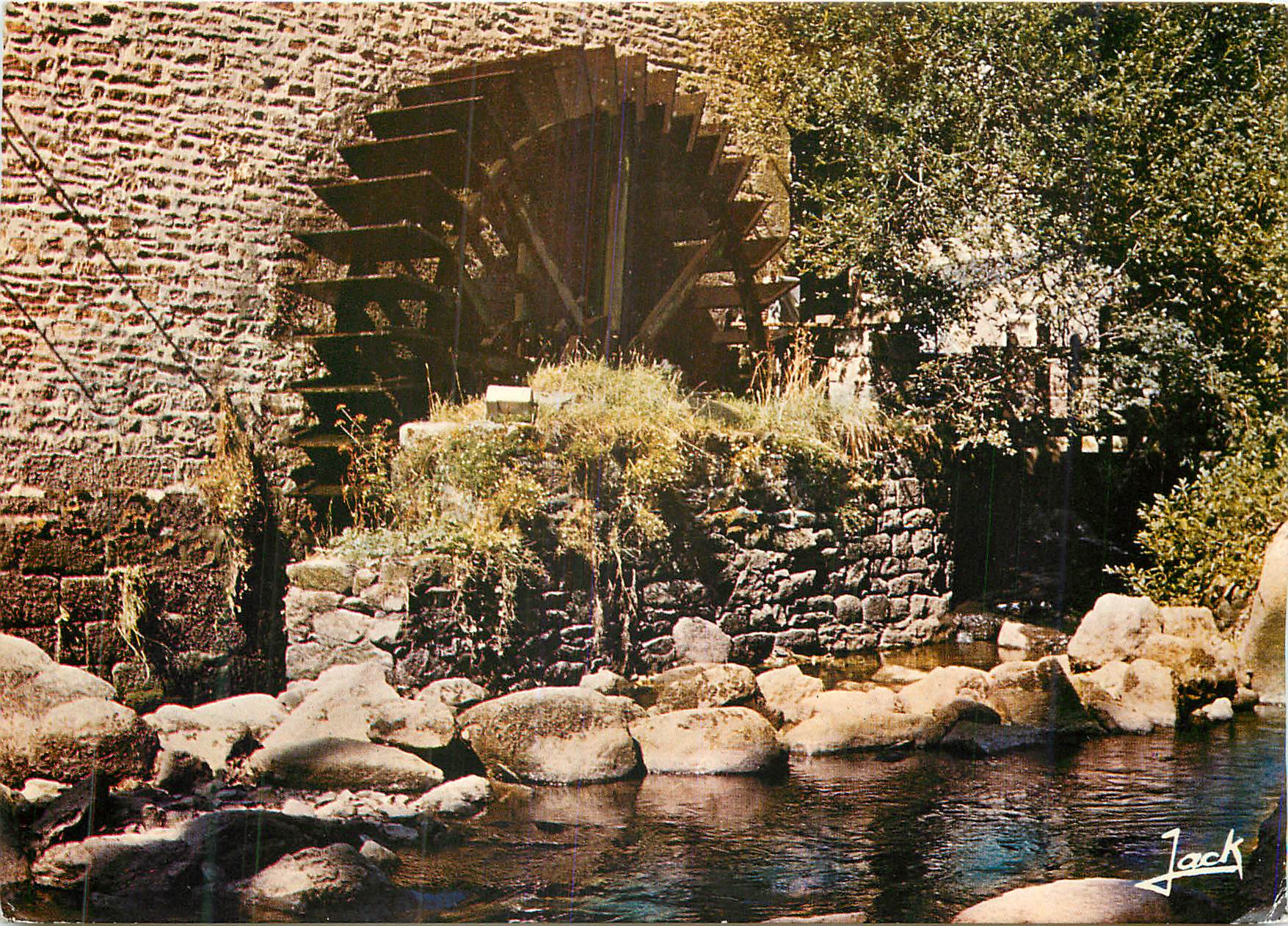 CPM Couleurs de Bretagne Vieux moulin sur l'Avon