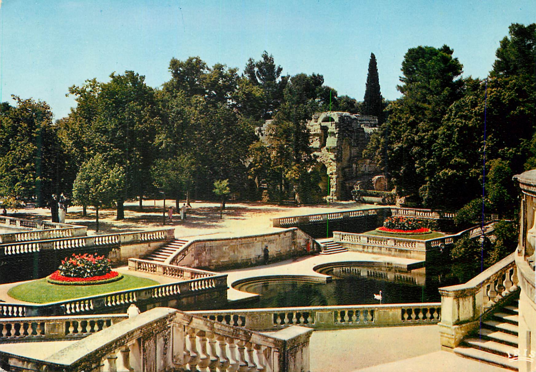 Les jardins de la Fontaine et le temple de Diane — Nîmes — Société P.E.C. - 30.189/9