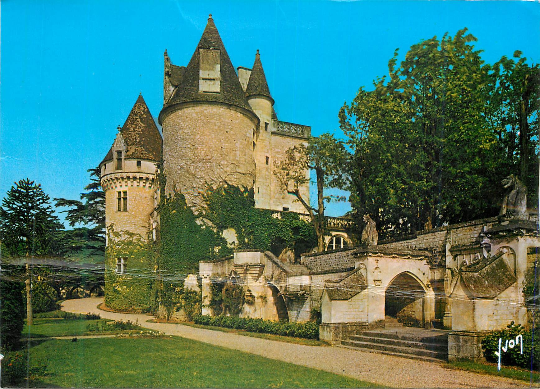 CPM COuleurs et lumuere de France en Perigord paus des truffes et des chateau chateau des milandes castelnaud et fayrac