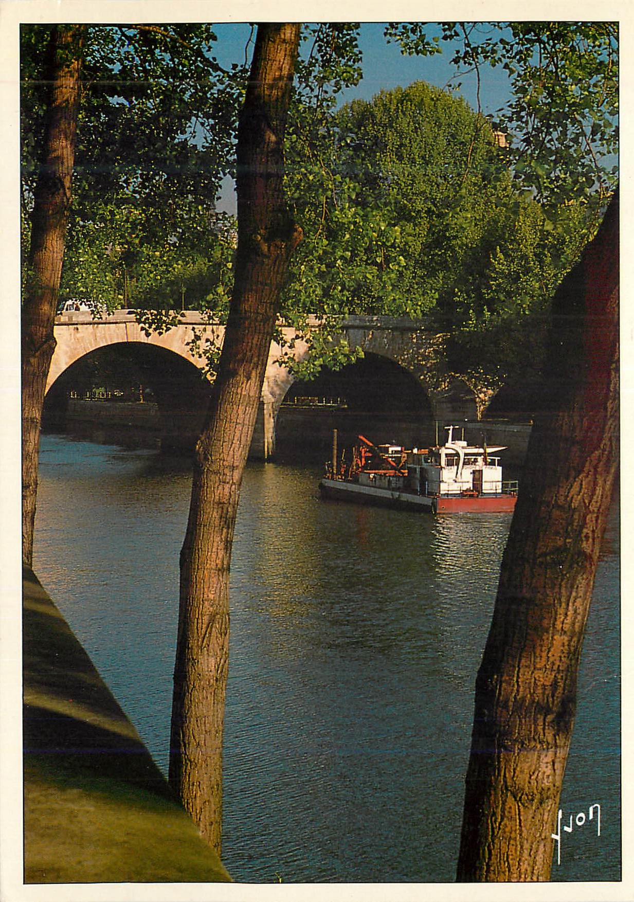 Pont de la Seine — vue depuis les arbres — Éditions Jean-Jaures