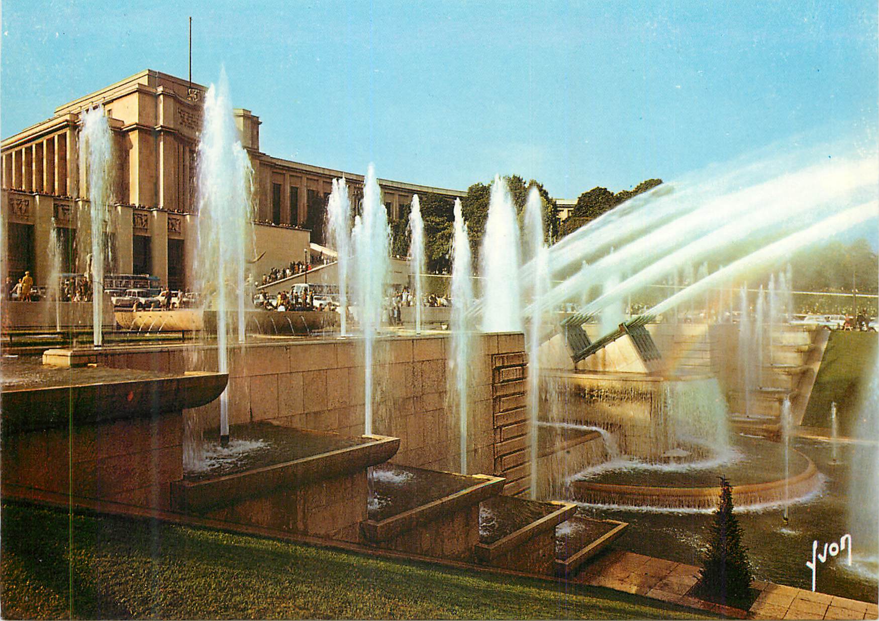 CPM Paris les jeux d'eau du palais de chaillot