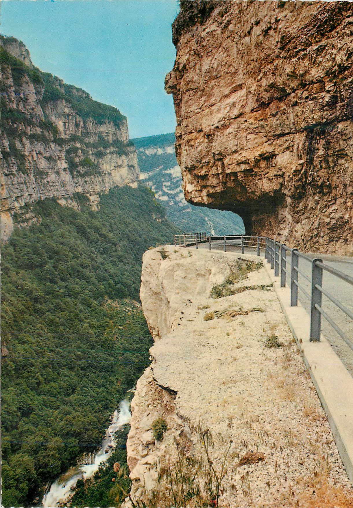 CPM Les alpes du dauphine les gorges de la bourne