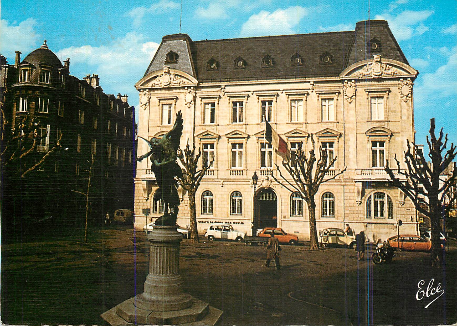 CPM Bordeaux la place jean moulin avec le musee de la resistance