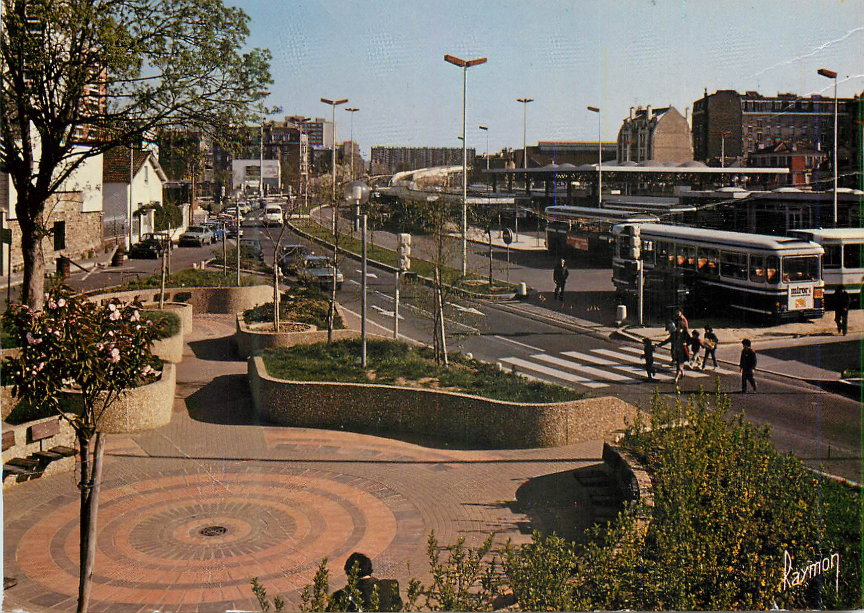 CPM Gennevilliers (Hauts-de-Seine) La gare d'autobus