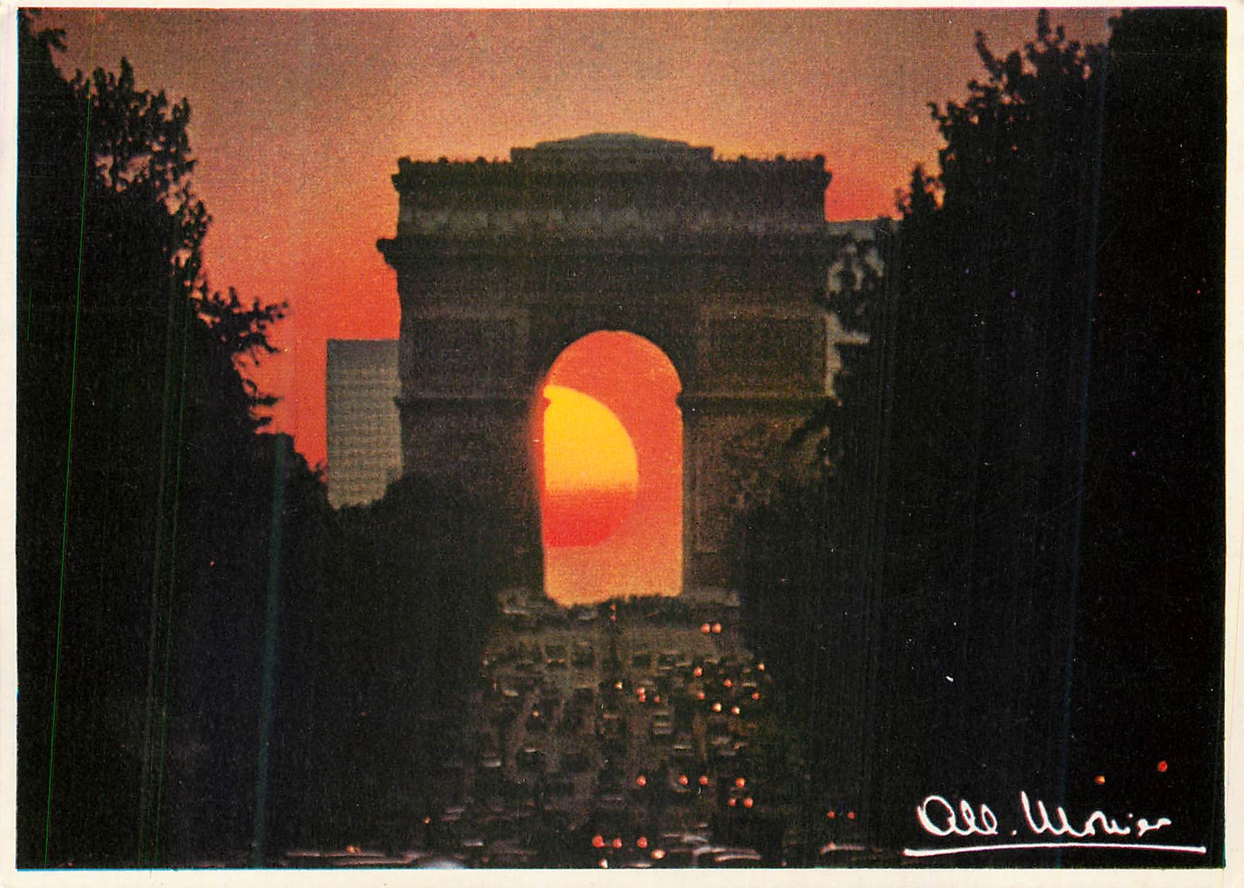 Arc de Triomphe — Sonnenuntergang — Foto R. Mazin, Agentur Vloo