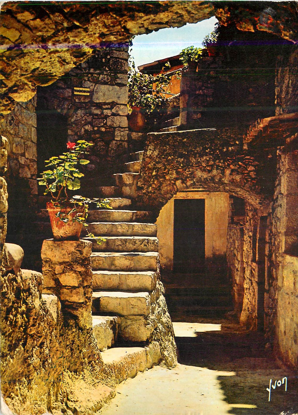 CPM La Cote d'Azur miracle de la nature Village Provencal vieille rue