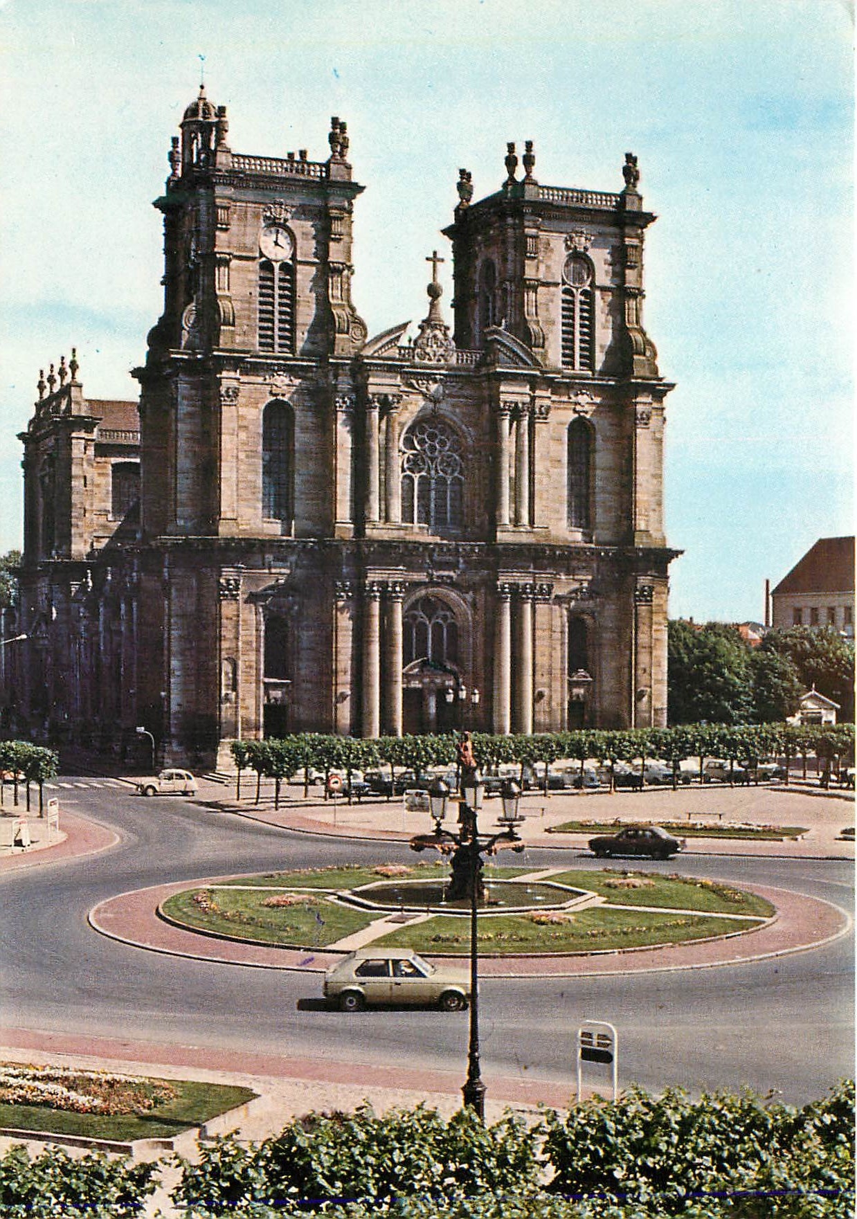 CPM Vitry Le Francois Eglise Notre-Dame