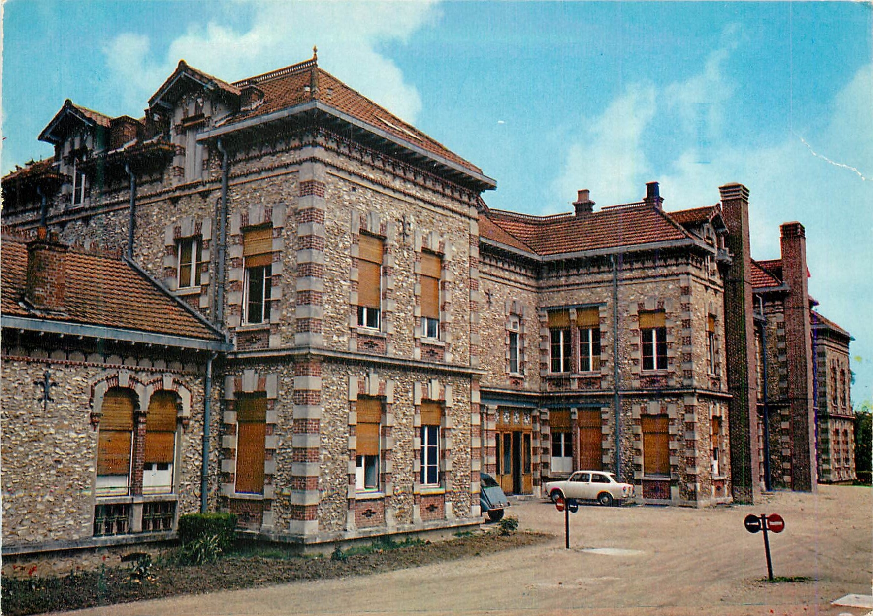CPM Noisiel (S et M) La Maison de Reveite