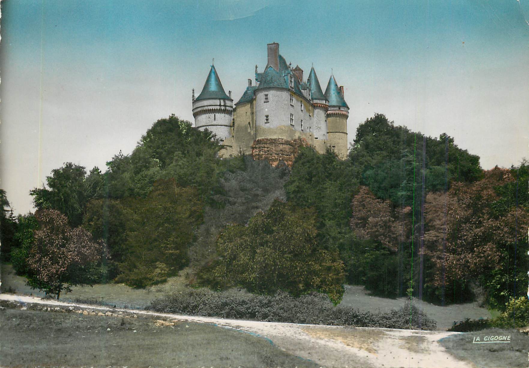CPM La Dordogne Pittoresque Beaumont du Perigord Le Chateau feodal de Bannes