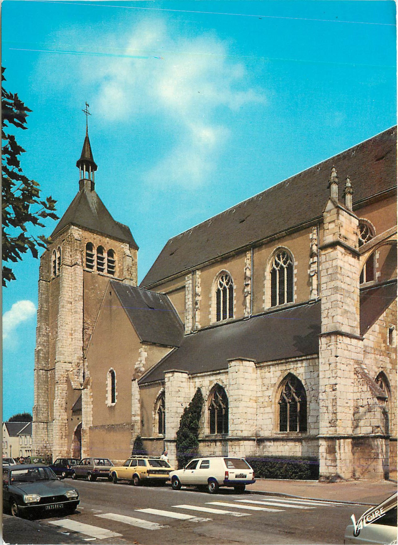Église Saint-Martial — Châteauneuf-sur-Loire — Éditions Valoire