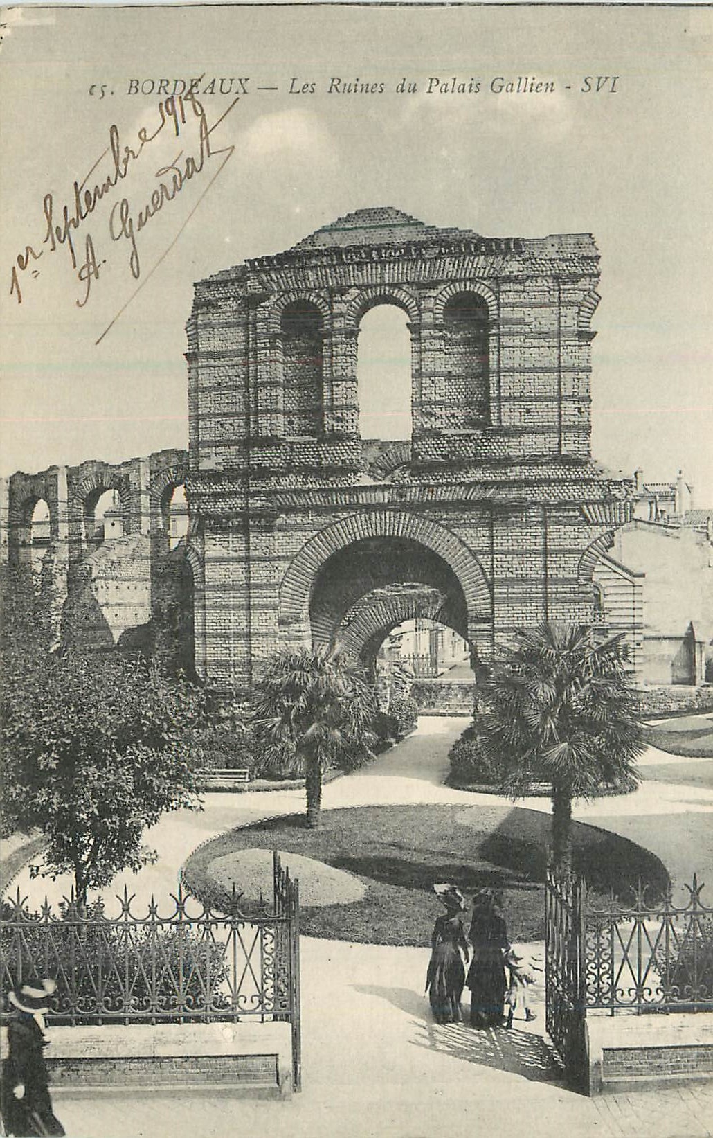 CPA Bordeaux Les Ruines du Palais Gallien