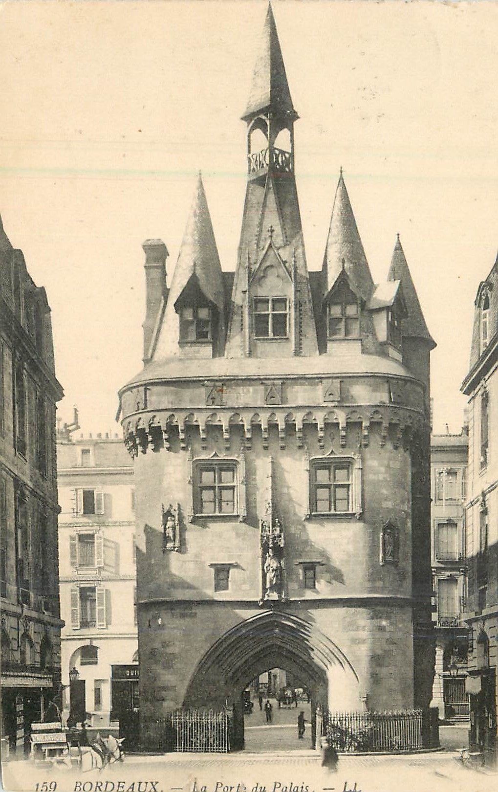 CPA Bordeaux La Porte du Palais