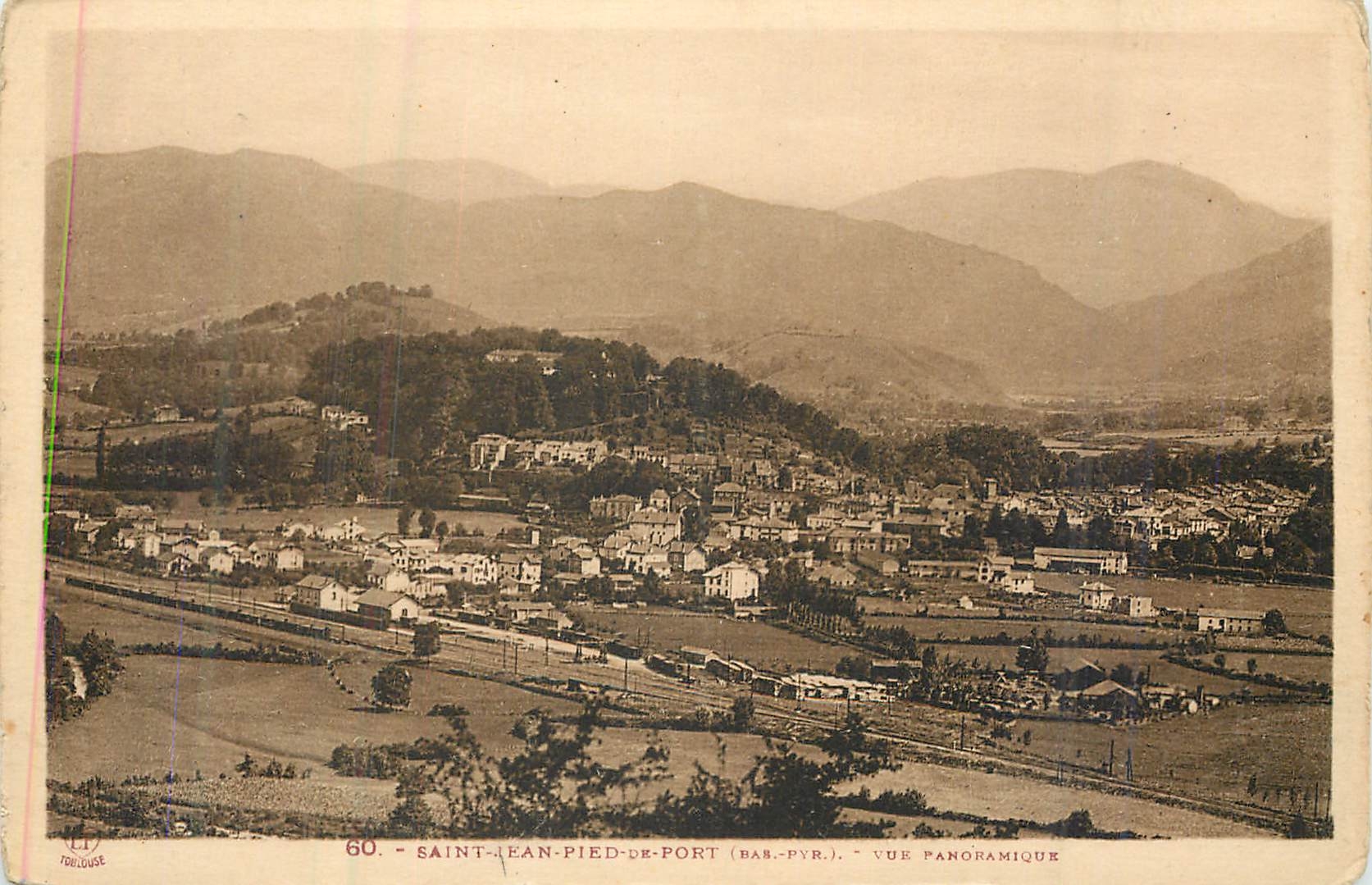 Saint-Jean-Pied-de-Port (Basses-Pyrénées) — Vue panoramique — Toulouse