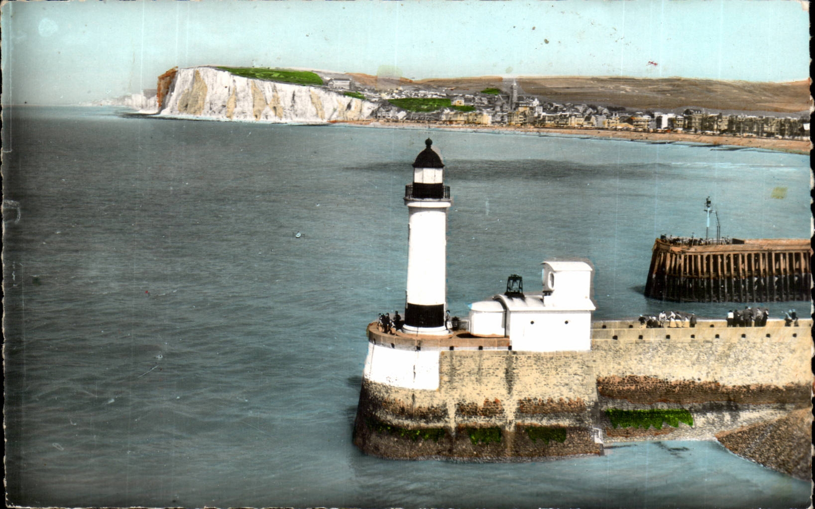 CPSM Le Treport Le phare et la falaise de Mers les Bains Lighthouse