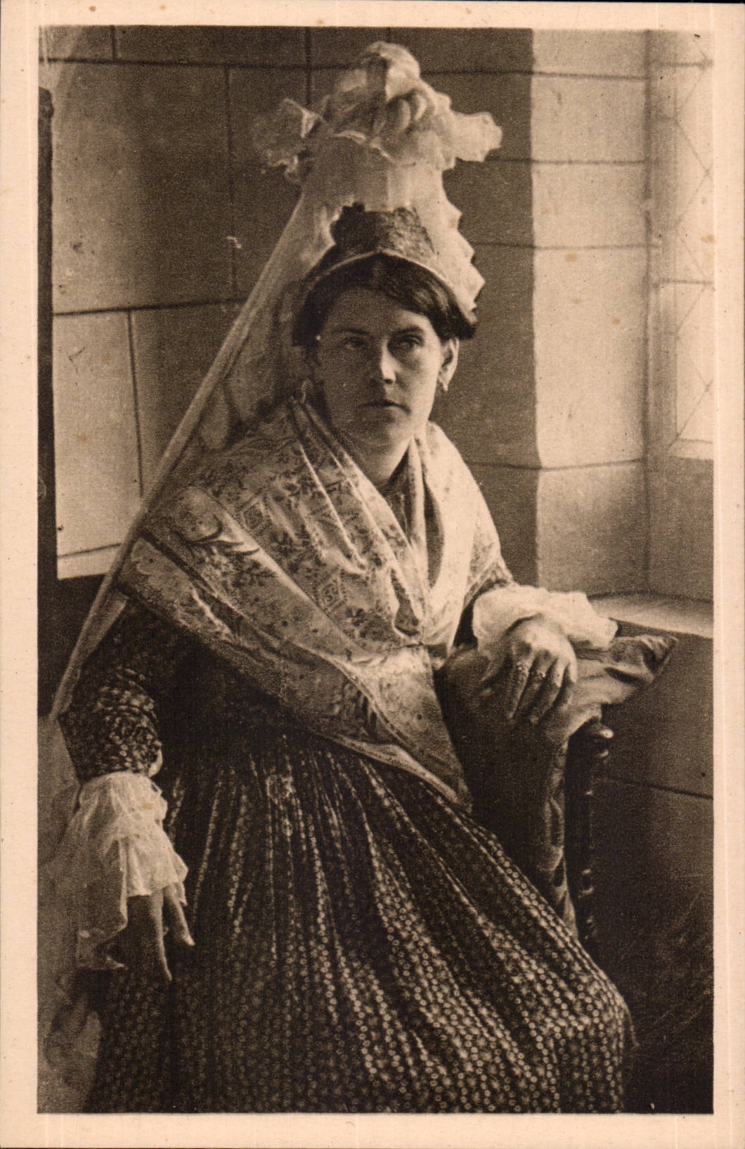CPA La Normandie Coiffe de Fecamp ( folklore costume )