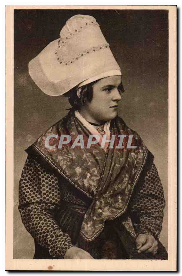 CPA La normandie Le Pierrot De Beuzeville ( folklore costume )