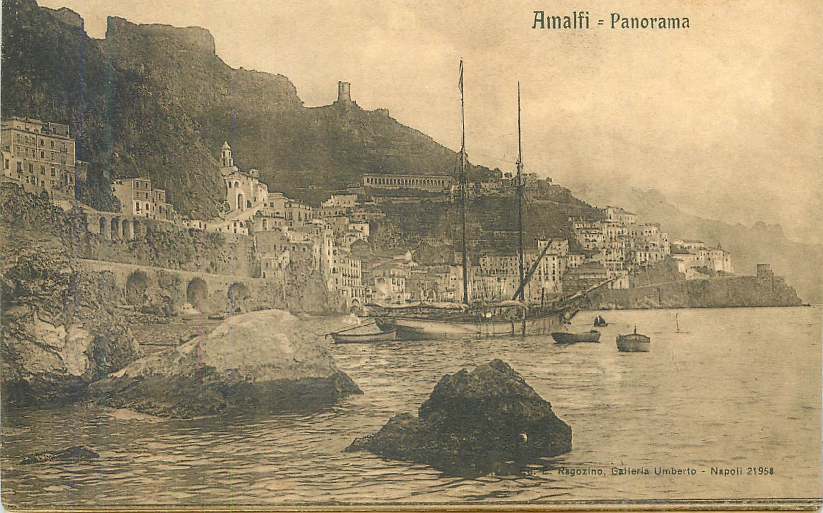 CPA Amalfi Panorama Bateaux
