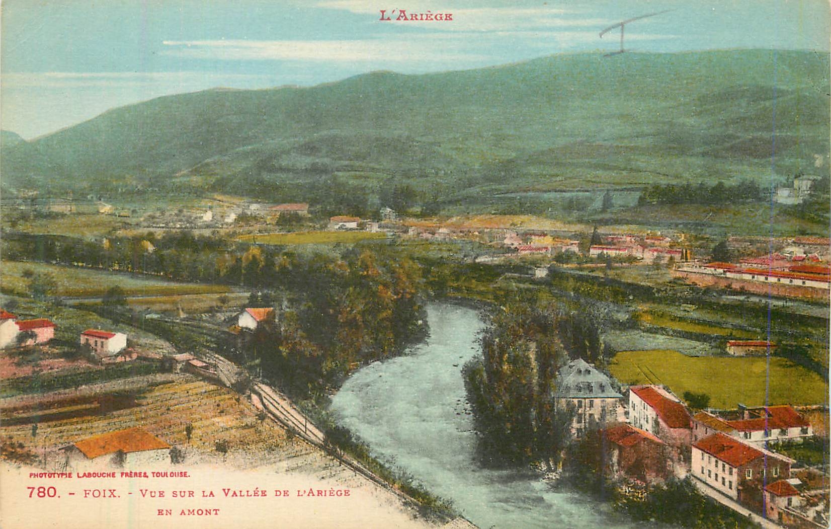 CPA Foix vues sur la vallee de l'ariegs en amond