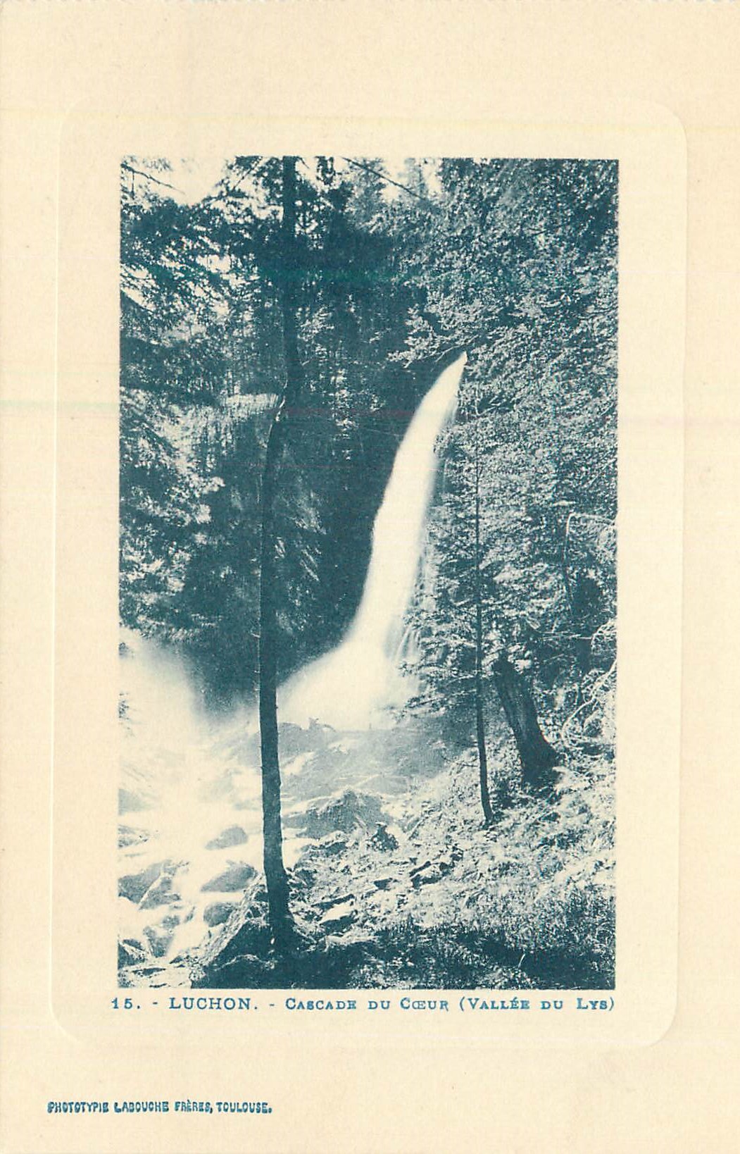 CPA Luchon cascade du coeur (Vallee du lys)
