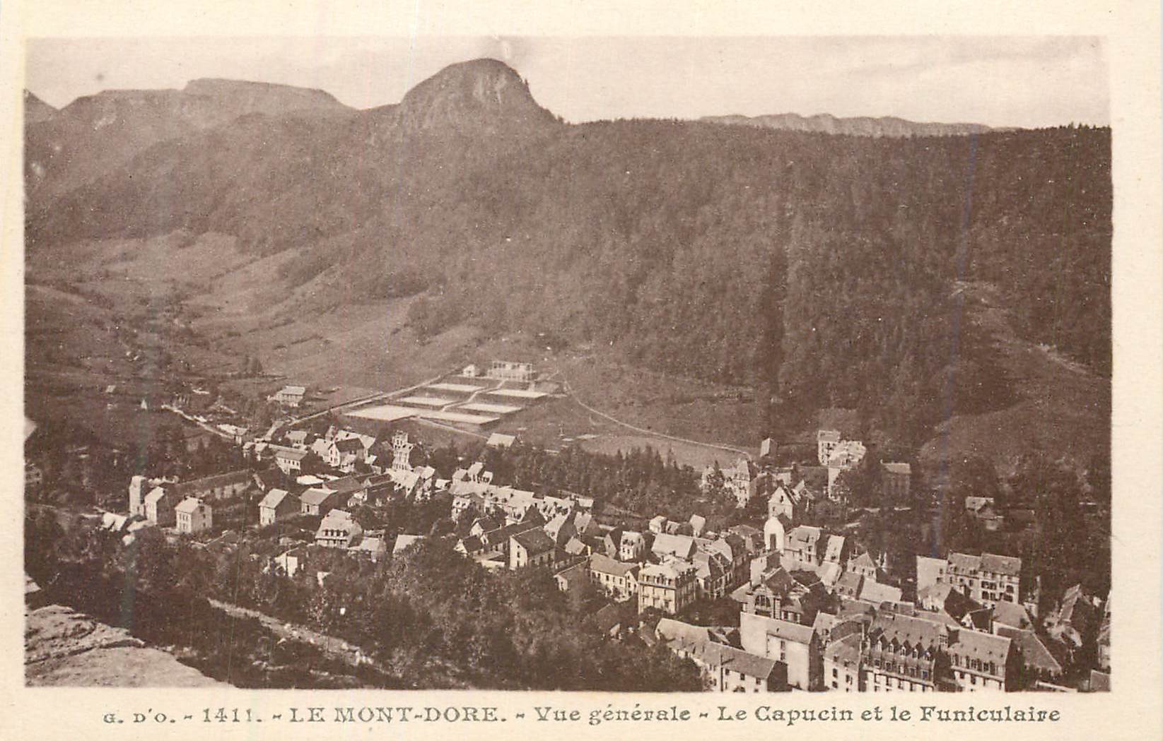 CPA Le Mont Dore vue generale le capucin et le funiculaire