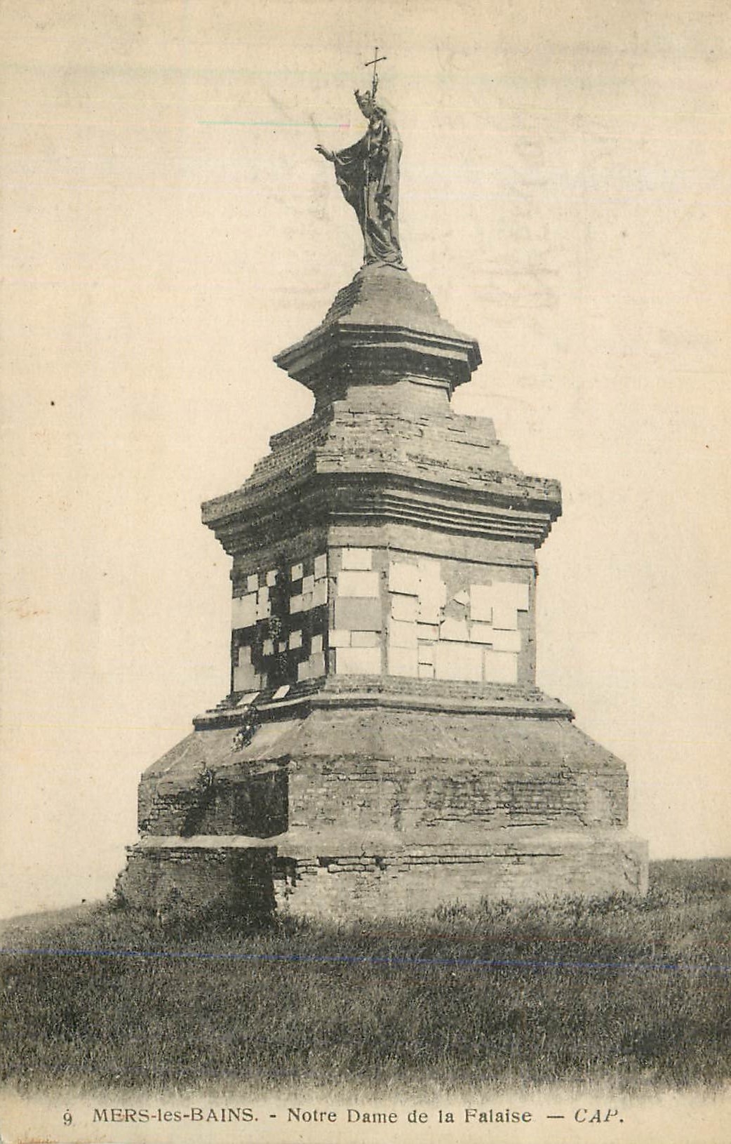 CPA Mers-les-Bains Notre Dame de la Falaise