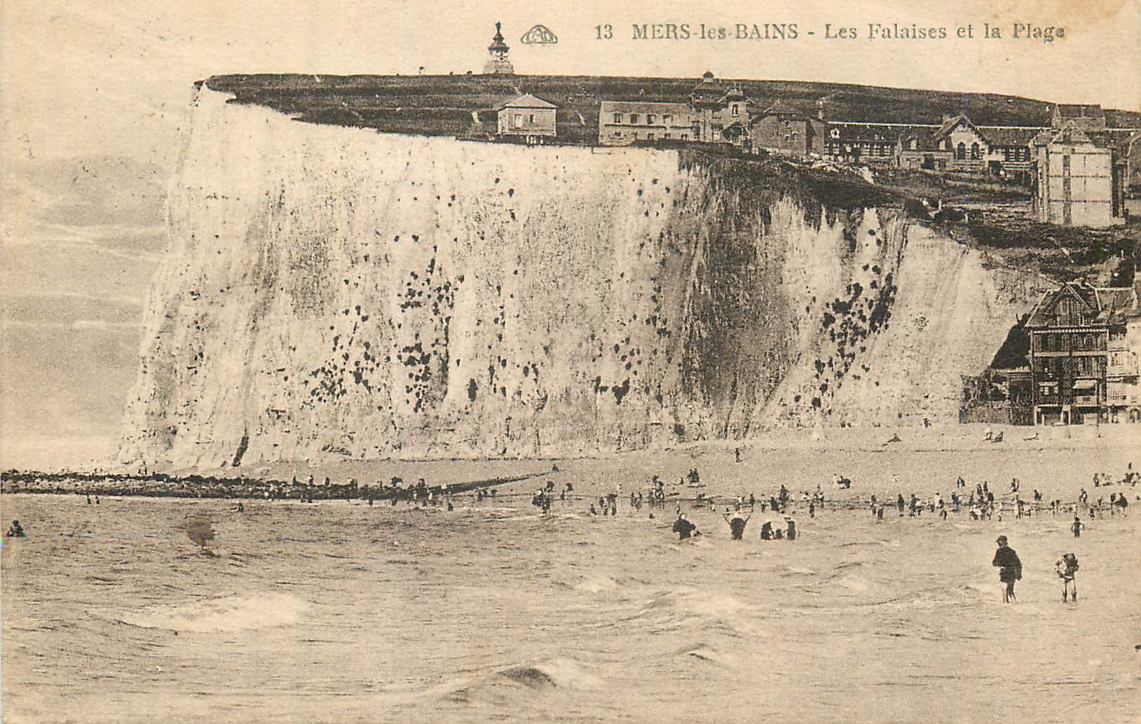 CPA Mers-les-Bains Les Falaises et la Plage