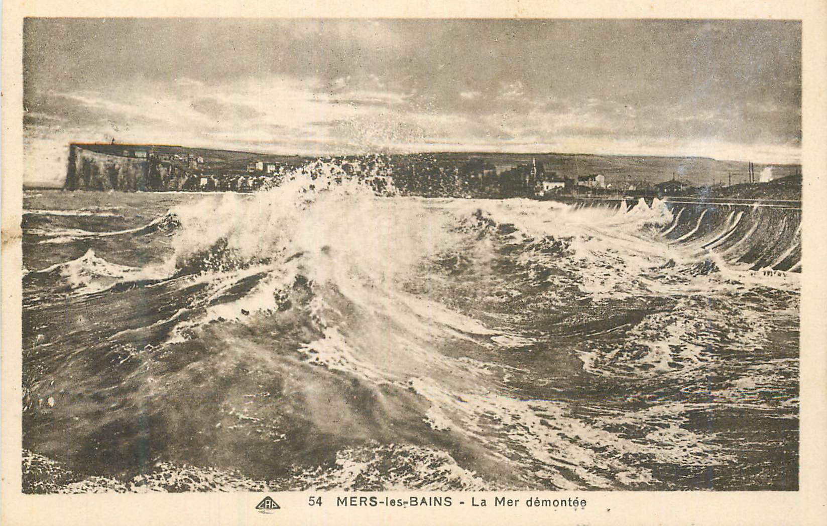 CPA Mers-les-Bains La Mer demontee