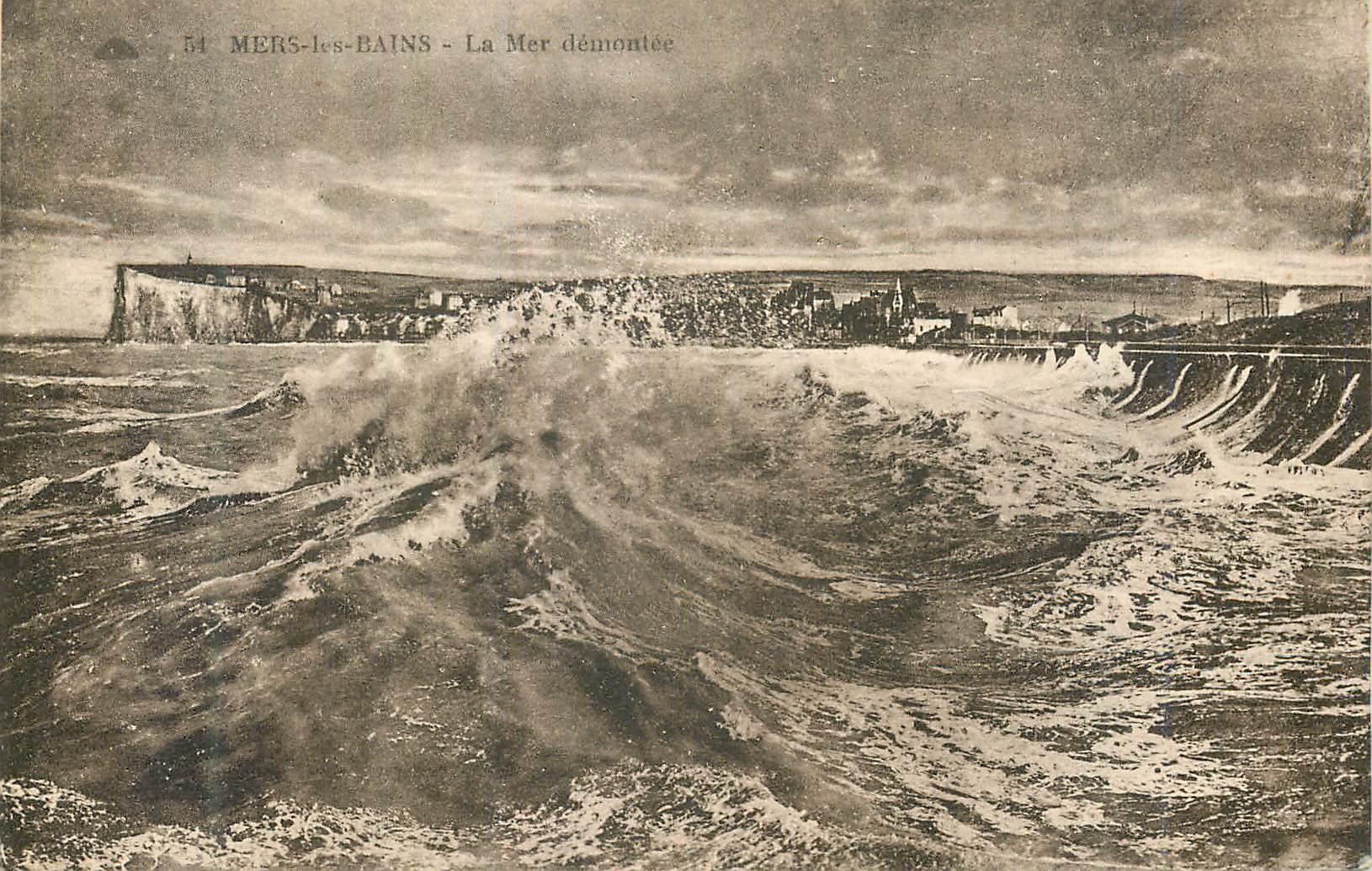 CPA Mers-les-Bains La Mer demontee