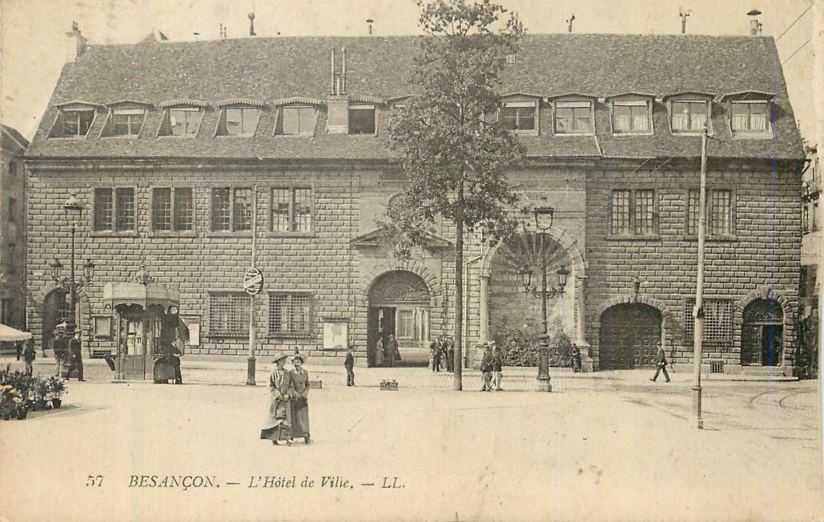 CPA Besancon L'Hotel de Ville